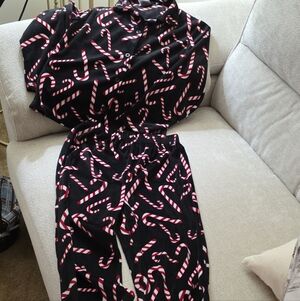 Candy Cane Print Pajama Set For Girls